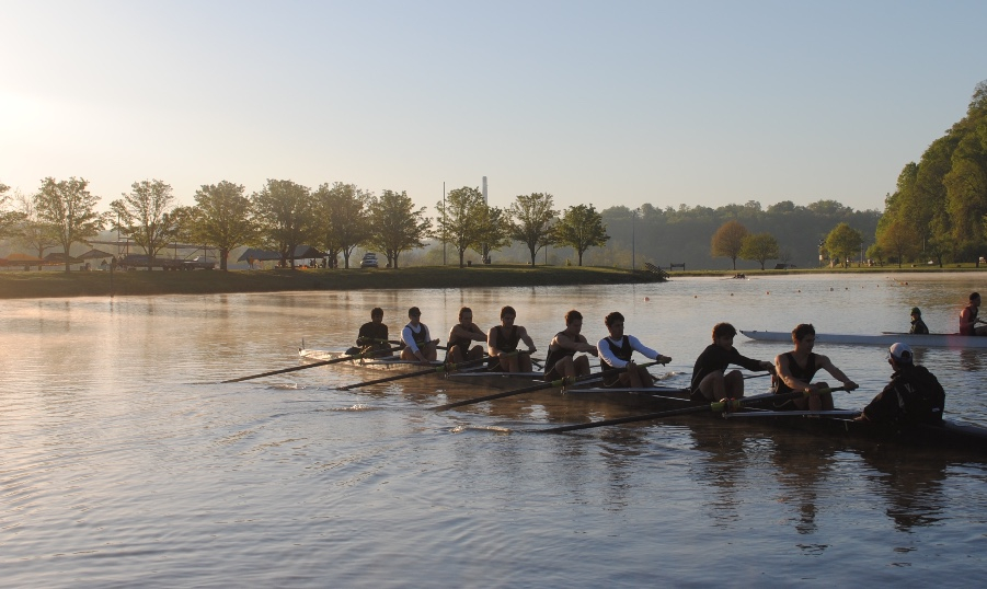 Men's Varsity 8+ launching for their final race